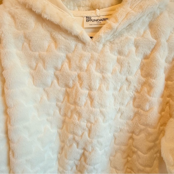 No Boundaries Cream Kids Pajama Set - Picture 4 of 5